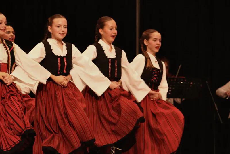 folklorna-decija-smotra-0003