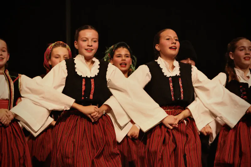 folklorna-decija-smotra-0034